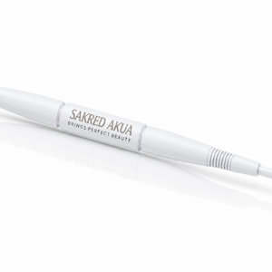 Sakred Akua Lash Lift Tool i vit för att lyfta och separera fransar